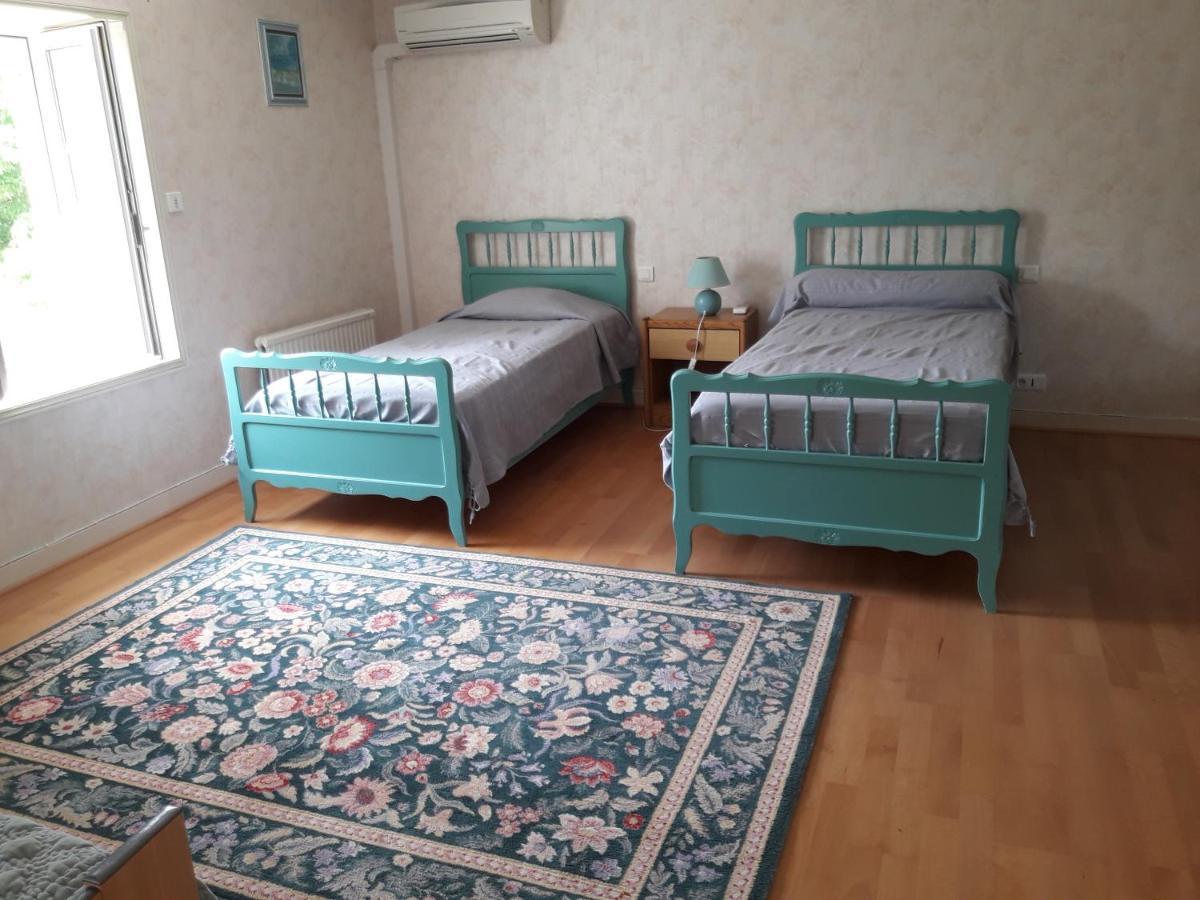 Le Logis De Lange Apt Les Aigrettes Saint-Hilaire-la-Palud Buitenkant foto