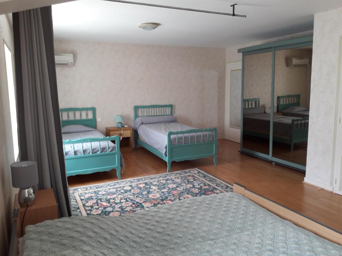 Le Logis De Lange Apt Les Aigrettes Saint-Hilaire-la-Palud Buitenkant foto